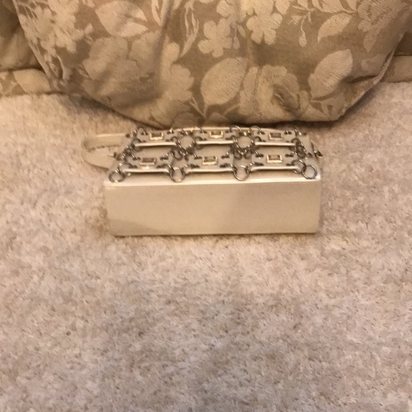 Purse - Picture 4 of 5